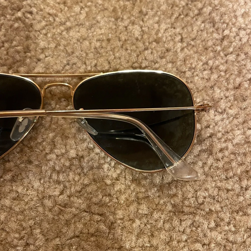 Ray-Ban Gold Aviator Sunglasses - Picture 5 of 16